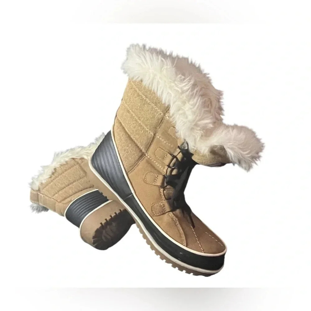 Winter Boots - Size 9
